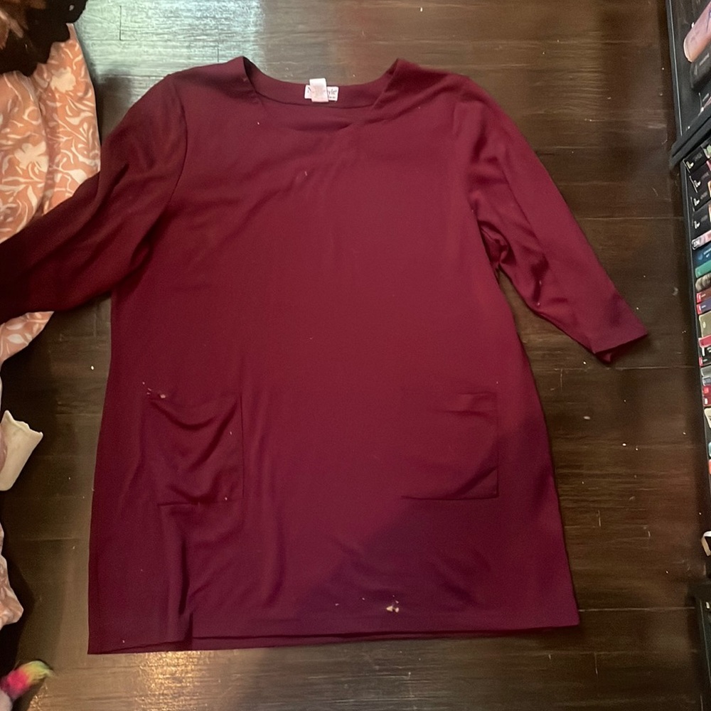 Cute maroon tunic